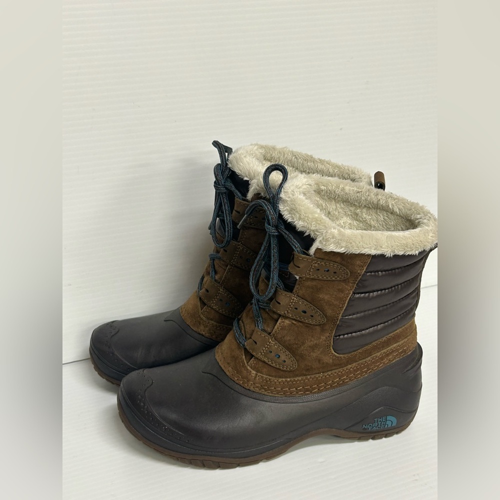 The North Face Women’s Shellista II Shorty Primaloft Waterproof Boots Size 6.5